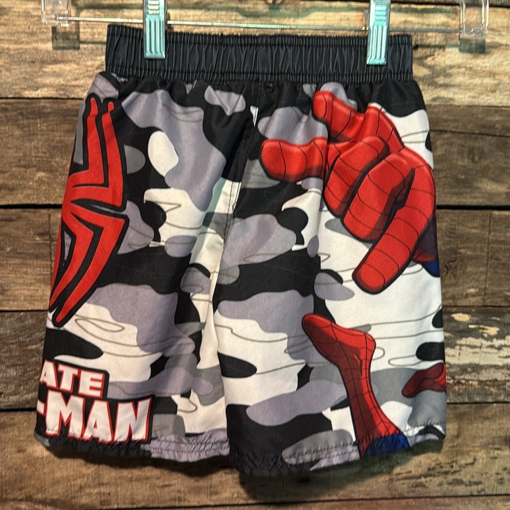 💰BOGO FREE Boys’ Marvel Comics Ultimate Spider-Man Swim Trunks 4-5 - Picture 3 of 4
